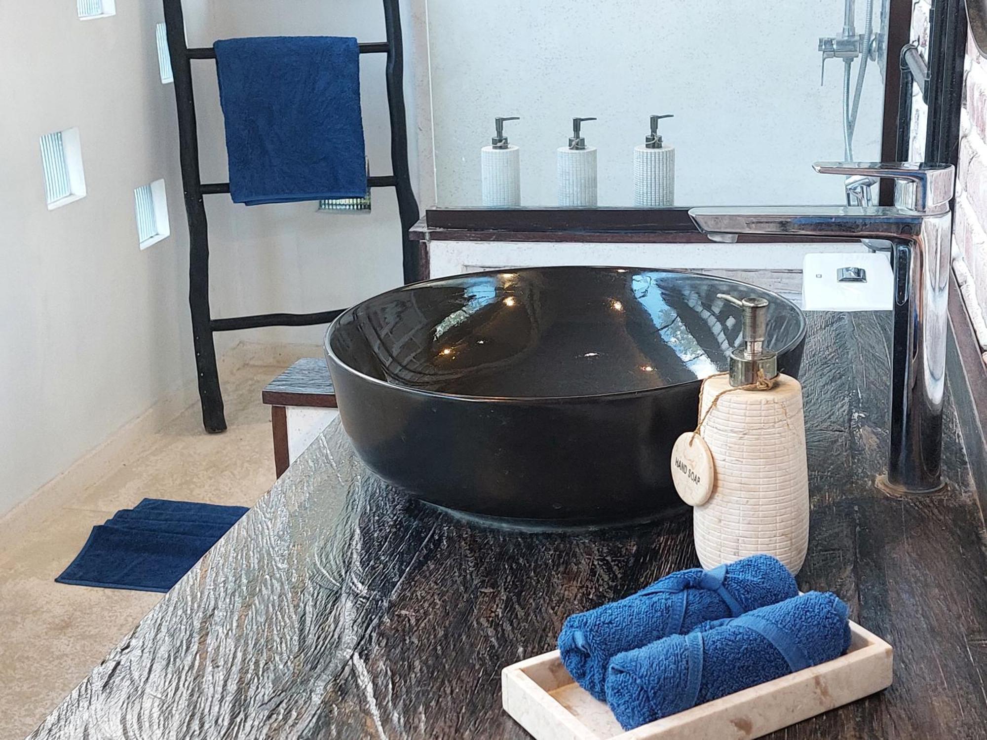 Spaces Bali Unique Boutique Hotel Munggu Cameră foto